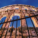 Stunning Home In Pula With Wifi